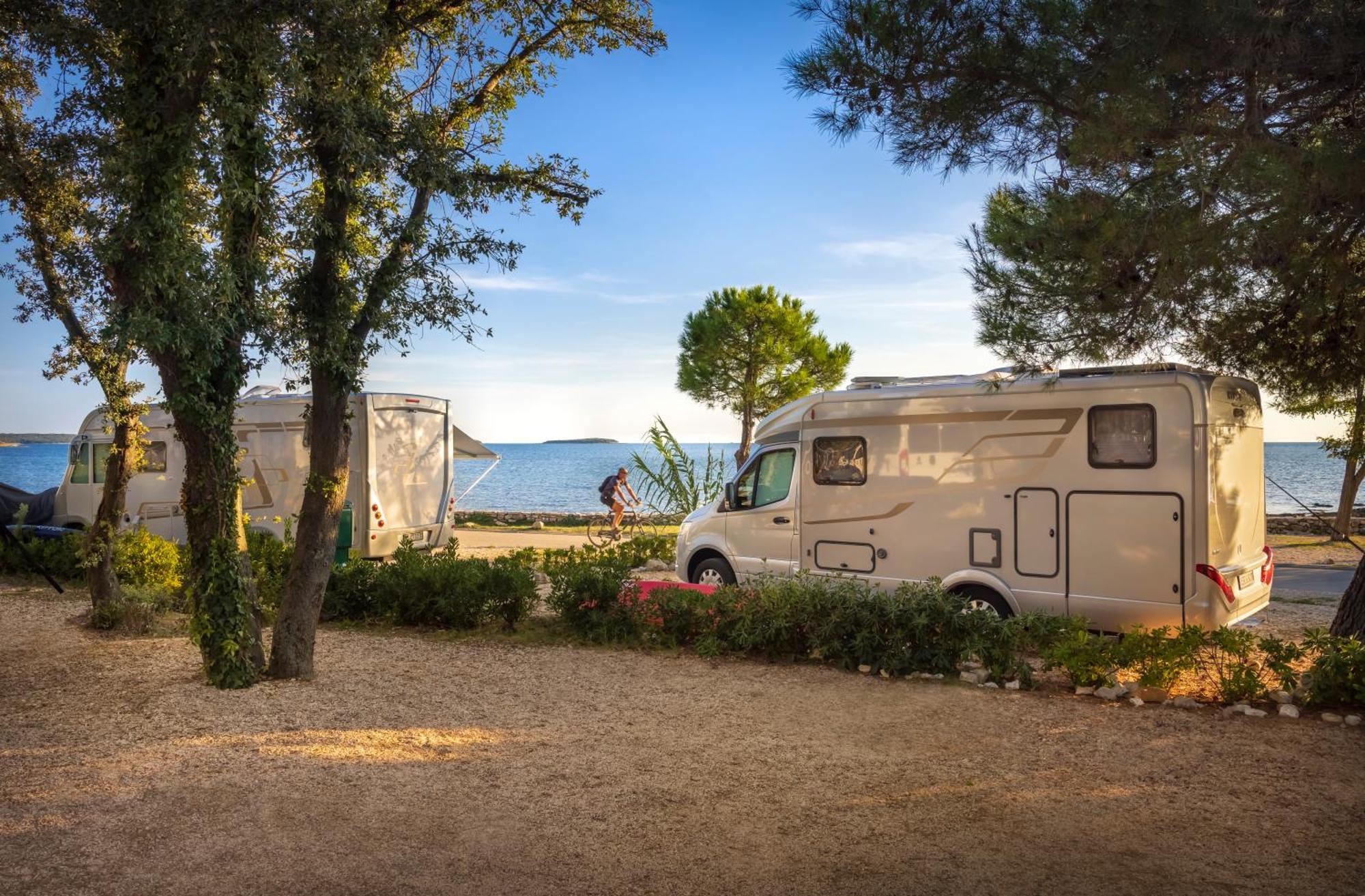 Maistra Camping Polari Pitches Ровин Екстериор снимка
